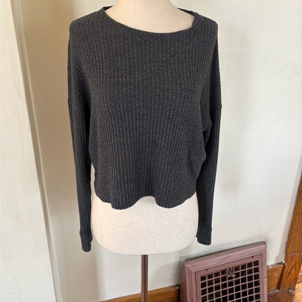 Beyond Yoga Brushed Up Cropped Pullover Grey - Picture 2 of 5